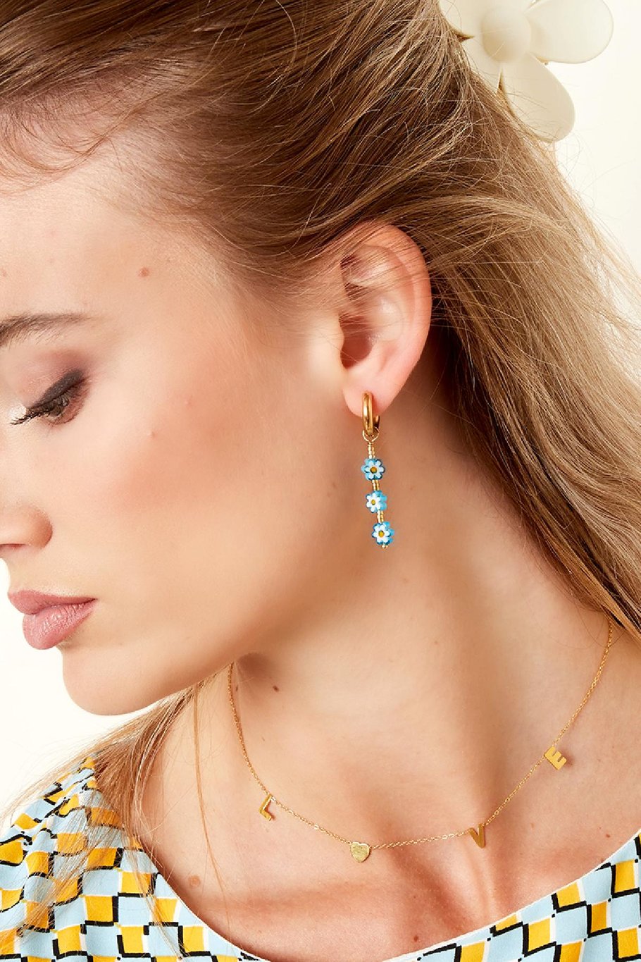 Blaue Gänseblümchen-Ohrringe – #summergirls-Kollektion Goldfarbe Edelstahl Bild2